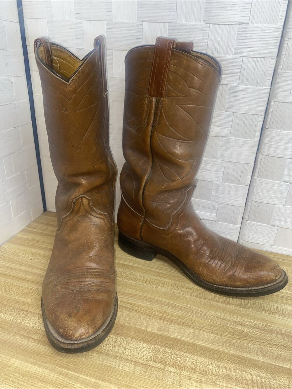 Hondo VTG 12” Tall Leather Western Cowboy Bulldog Heel Men Boots 8.5D